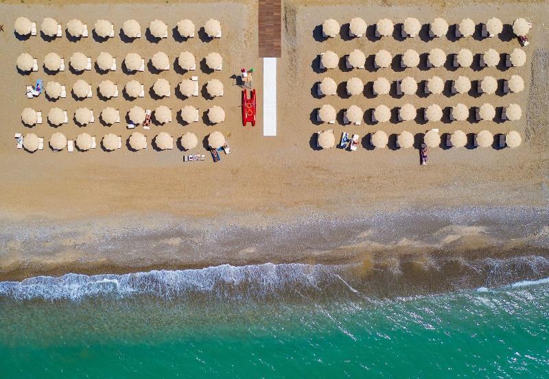 Mangia'S Himera Resort Campofelice Di Roccella Dış mekan fotoğraf