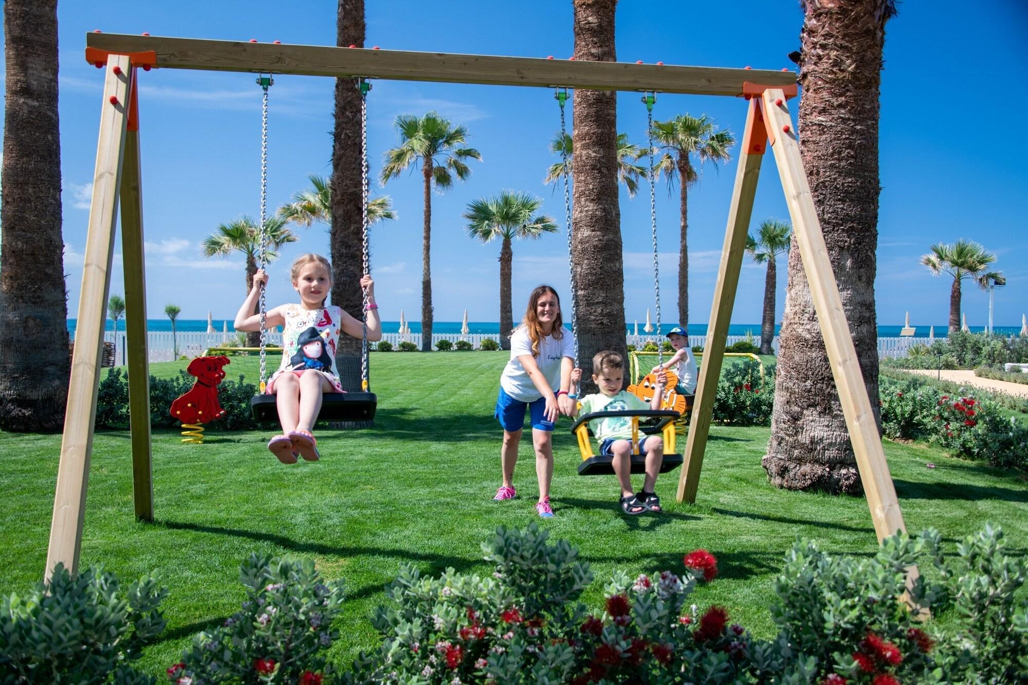 Mangia'S Himera Resort Campofelice Di Roccella Dış mekan fotoğraf