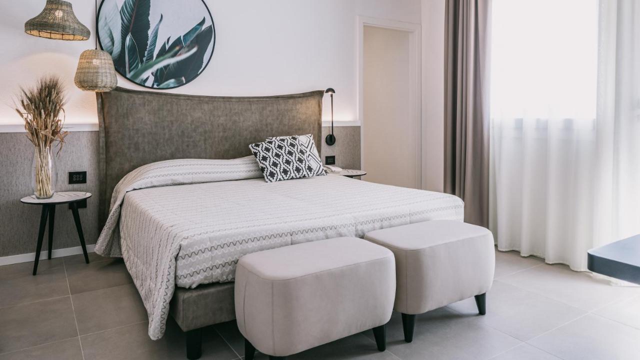 Mangia'S Himera Resort Campofelice Di Roccella Dış mekan fotoğraf